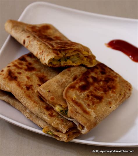 Egg Paratha Recipe, Egg Chapati Roll - Yummy India Kitchen