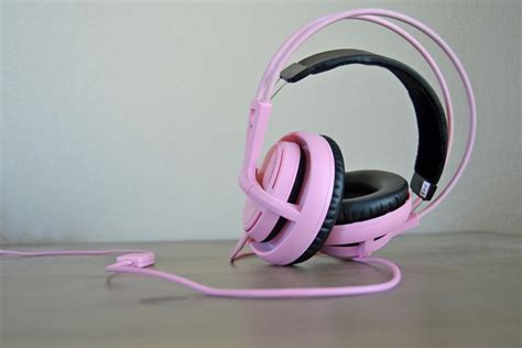 Free Images : technology, microphone, gadget, product, earbuds, headphones, eye, organ, audio ...