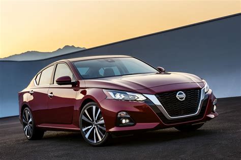 Nissan Thinks Sedans Will Make A Comeback | CarBuzz