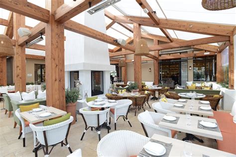 Al Fresco Dining at Fashion Island - Visit Newport Beach