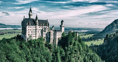 Germany Travel Guide – Earth Trekkers