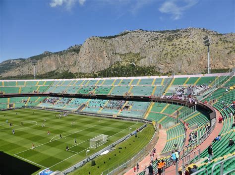 Extreme Football Tourism: ITALY: US Città di Palermo