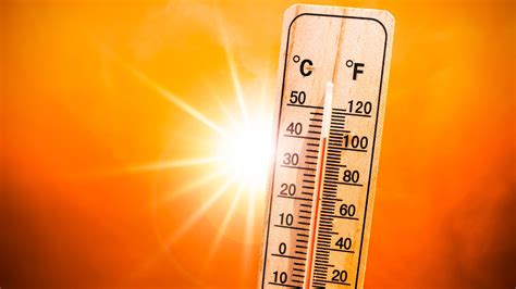 How hot is the sun? | Space