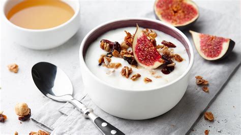 How To Eat Probiotic Yogurt - Recipes.net