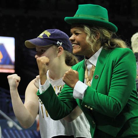 Notre Dame debuts 1st female leprechaun mascot in school's 177-year ...