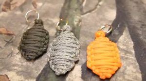 20 DIY Paracord Keychains with Instructions - Guide Patterns