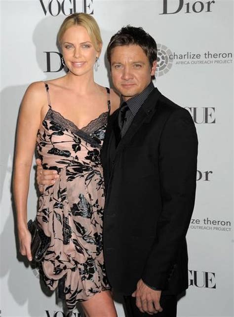 Charlize Theron's Loves & Hookups | Charlize theron, Jeremy renner, Charlize theron photos