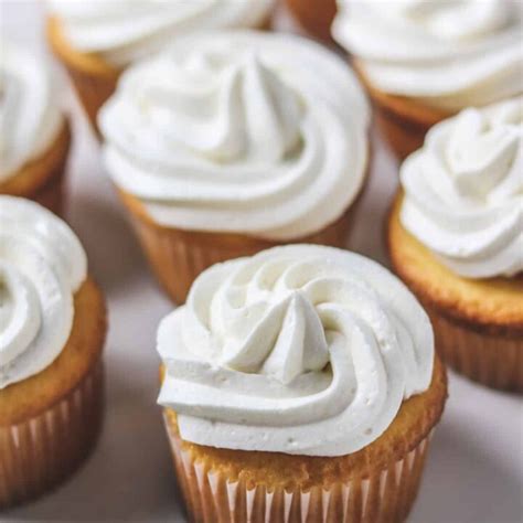 Sugar-Free Frosting (Low Calorie + Keto) - Skinny Comfort