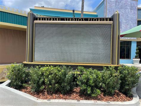 PHOTOS: Universal Studios Florida Wait Time Sign Repaired - WDW News Today