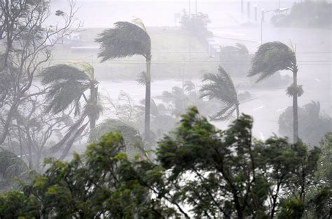 Australia's Darwin braces for storm as Queensland recovers from ...