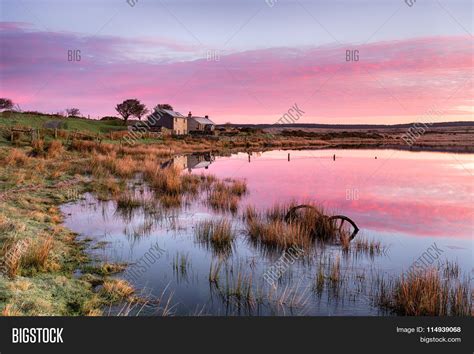 Sunrise Over Lake Image & Photo (Free Trial) | Bigstock