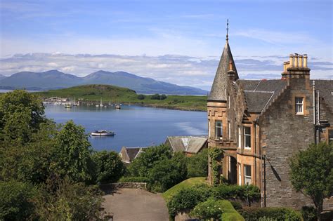 Hotels, Cottages, B&Bs & Glamping in Argyll & Bute