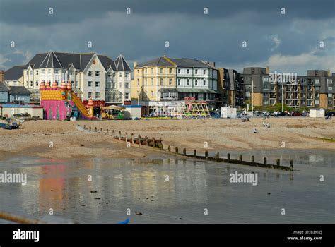 Bognor regis seafront hi-res stock photography and images - Alamy