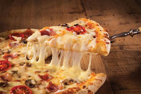 In Cheese We Crust: 6 Amazing Cheese-Focused Pizza Recipes - PMQ Pizza