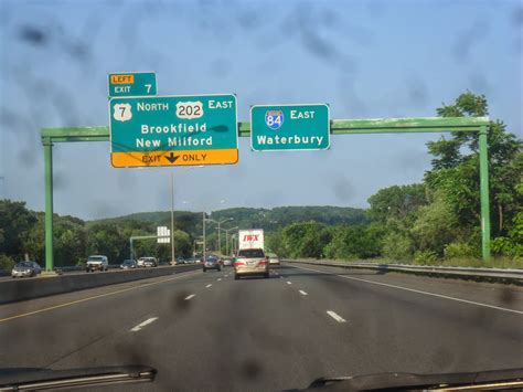 Luke's Signs: Interstate 84 - Connecticut (between the New York State ...