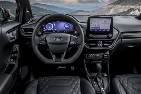 Ford Puma range gets automatic transmission and new Vignale model | Parkers