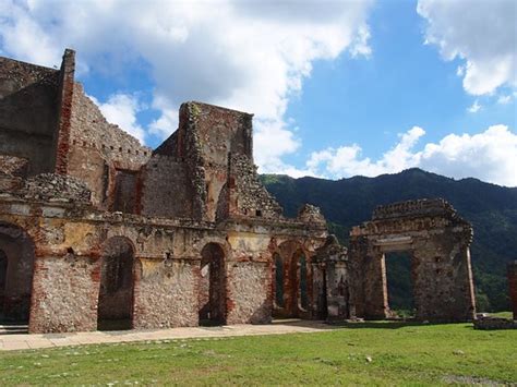 PB250441 | At the ruins of Sans-Souci Palace (constructed in… | Flickr