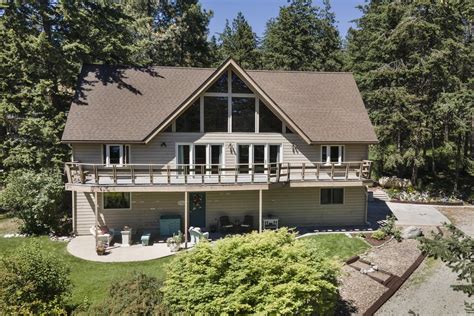 Lakeside, MT Real Estate - Lakeside Homes for Sale | realtor.com®