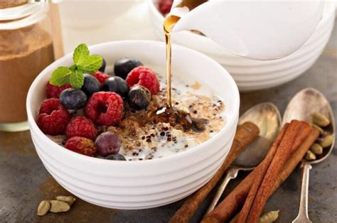 17 Quinoa Breakfast Bowls to Try Today - Insanely Good