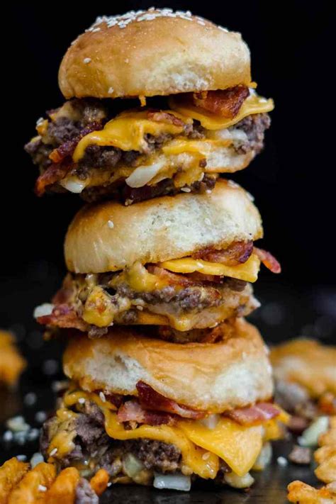 Crispy Gooey Bacon Cheeseburger Sliders - Feeding our Faces