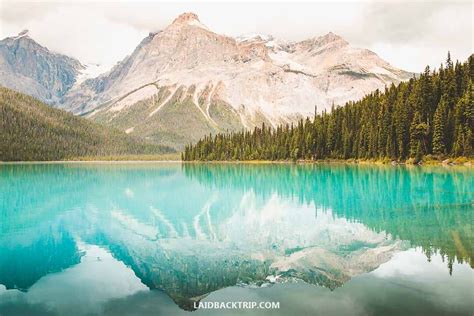 A Guide to Emerald Lake in Yoho National Park — LAIDBACK TRIP