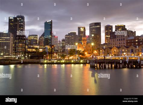 Circular Quay Sydney at night Stock Photo - Alamy