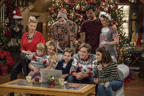 Fuller House Season 6 Release Date: Will There Be A Season 6 Of Fuller ...