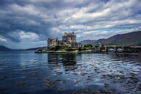 Eilean Donan Castle Isle of Skye Scotland Landscape Photo | Etsy