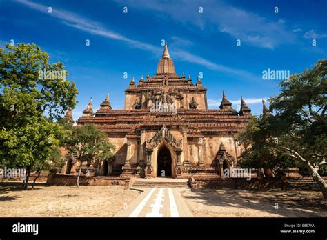 Sulamani Pagoda. Amazing architecture of old Buddhist Temples at Bagan ...