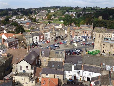 Town of Richmond, North Yorkshire from the Castle Keep | Richmond ...