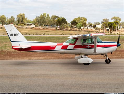 Cessna A152 Aerobat - Untitled | Aviation Photo #5951473 | Airliners.net