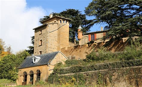 The castle of Montmelas and its wineries * All PYRENEES · France, Spain, Andorra