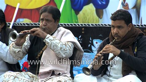 Musical performance by Indian Shehnai players - YouTube