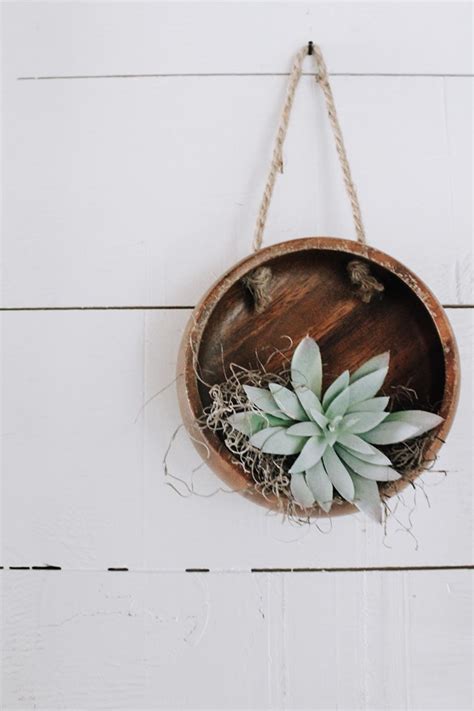 How to Make A DIY Succulent Planter