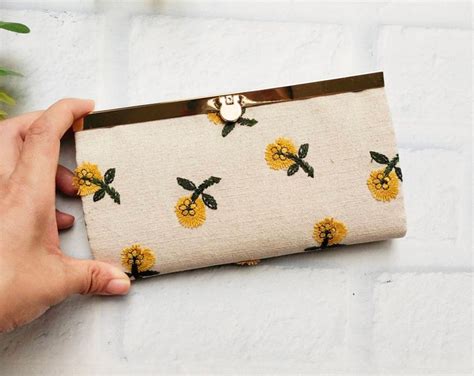 Floral Embroidery Fabric Wallet Slim Wallet Clasp Purse - Etsy