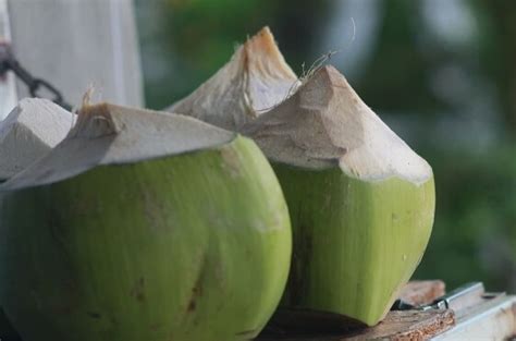 15 Amazing Benefits Of Drinking Tender Coconut Water