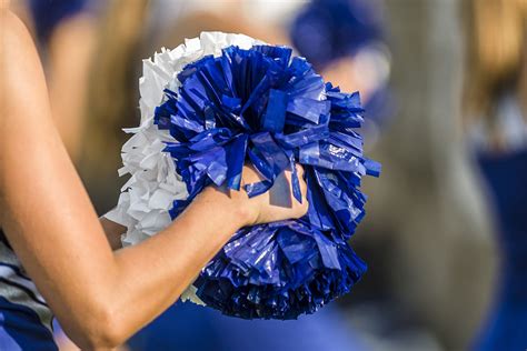 Cheerleaders often hide concussions symptoms | Dr. David Geier - Sports Medicine Simplified