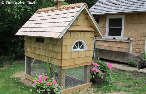 107 best images about My Farm: Aviaries & Coops on Pinterest | Chicken coop designs, Quails and ...