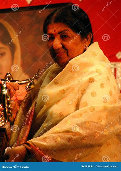 Lata Mangeshkar Award editorial photo. Image of legendary - 4899511