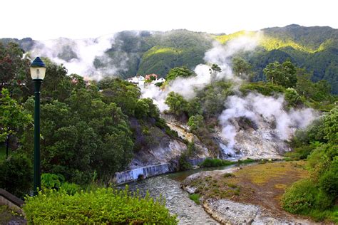 Azores Volcanoes: Inside the crater — Azores Activity Vacations - Azores Connections