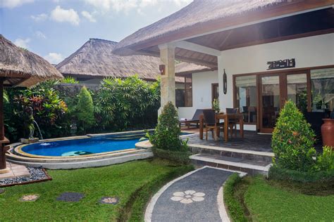 FURAMAXCLUSIVE & S, UBUD ::: UBUD, INDONESIA ::: COMPARE RATES