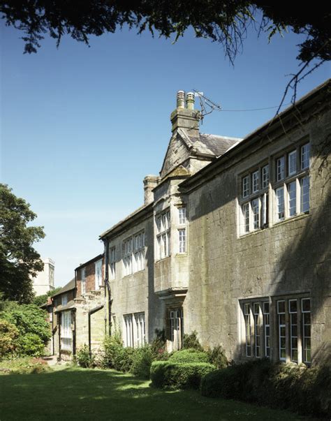 Grafton Manor, Grafton Regis, Northamptonshire: the rear elevation with oriel window | RIBA pix