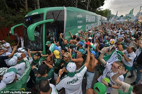 Club World Cup: Palmeiras fans gather in hundreds to give team big send ...