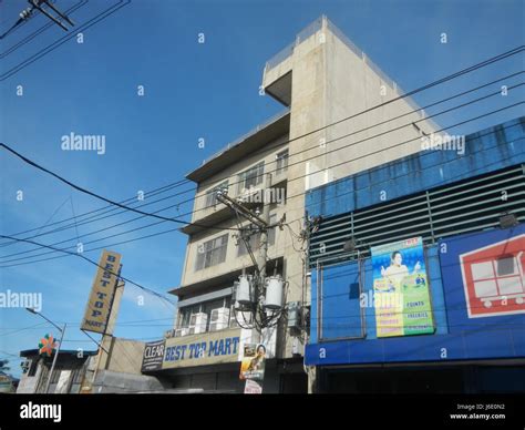 07568 Caloocan City Sangandaan Barangays Roads SM Landmarks 11 Stock Photo - Alamy