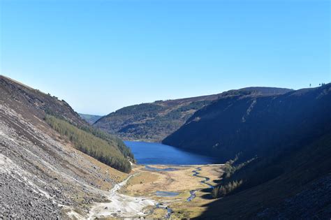 Hiking in Wicklow Mountains National Park - Seek to sea more