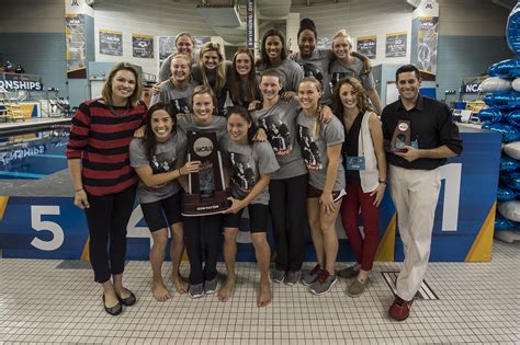 Stanford Swim Team Starts Team-Wide Helmet Policy - Swimming World