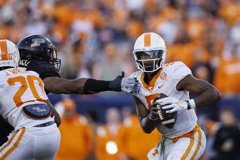 Florida vs. Tennessee: Can the Gators slow down the high-flying Vols ...