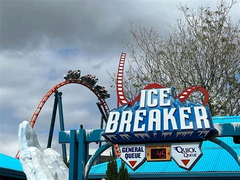 Photos/Video: Ice Breaker Officially Opens at SeaWorld Orlando - LaughingPlace.com