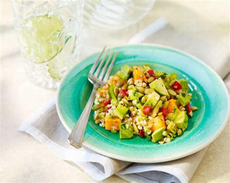 Recipe: Kasha and Avocado Salad - Everything Zoomer