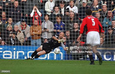 Fabien Barthez Photos and Premium High Res Pictures - Getty Images